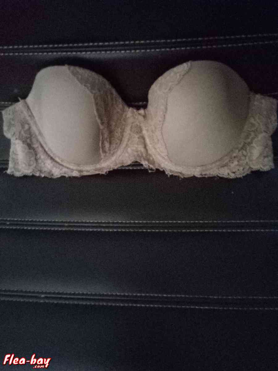 Victoria's Secret beige strapless multifit bra