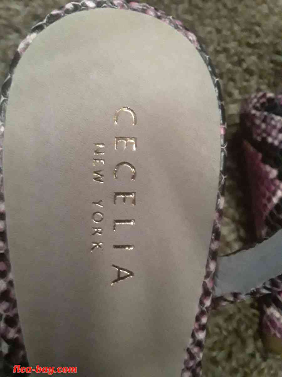 womans sandals Cecelia NewYork