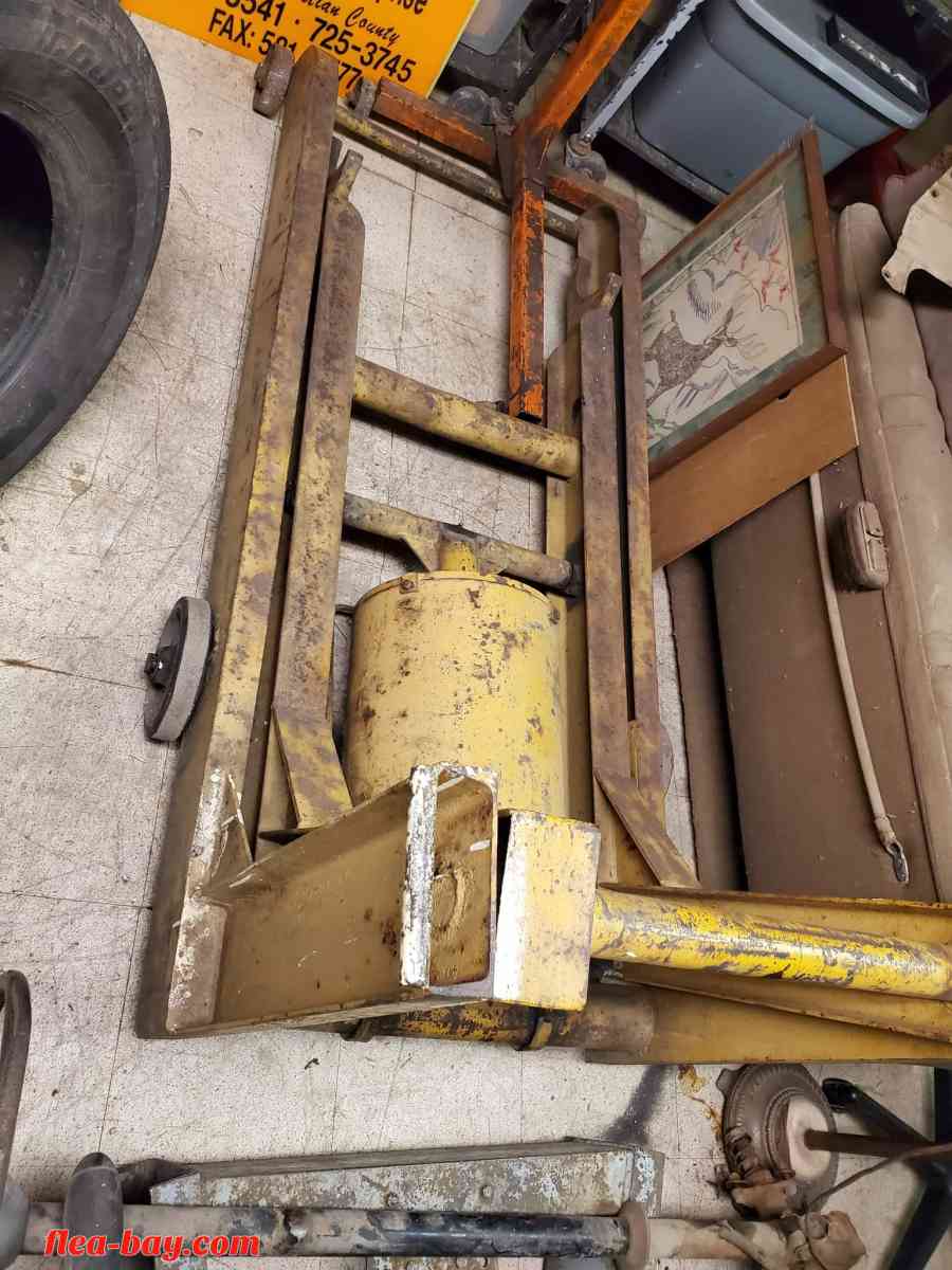 Auto Air Lift Axle Jack