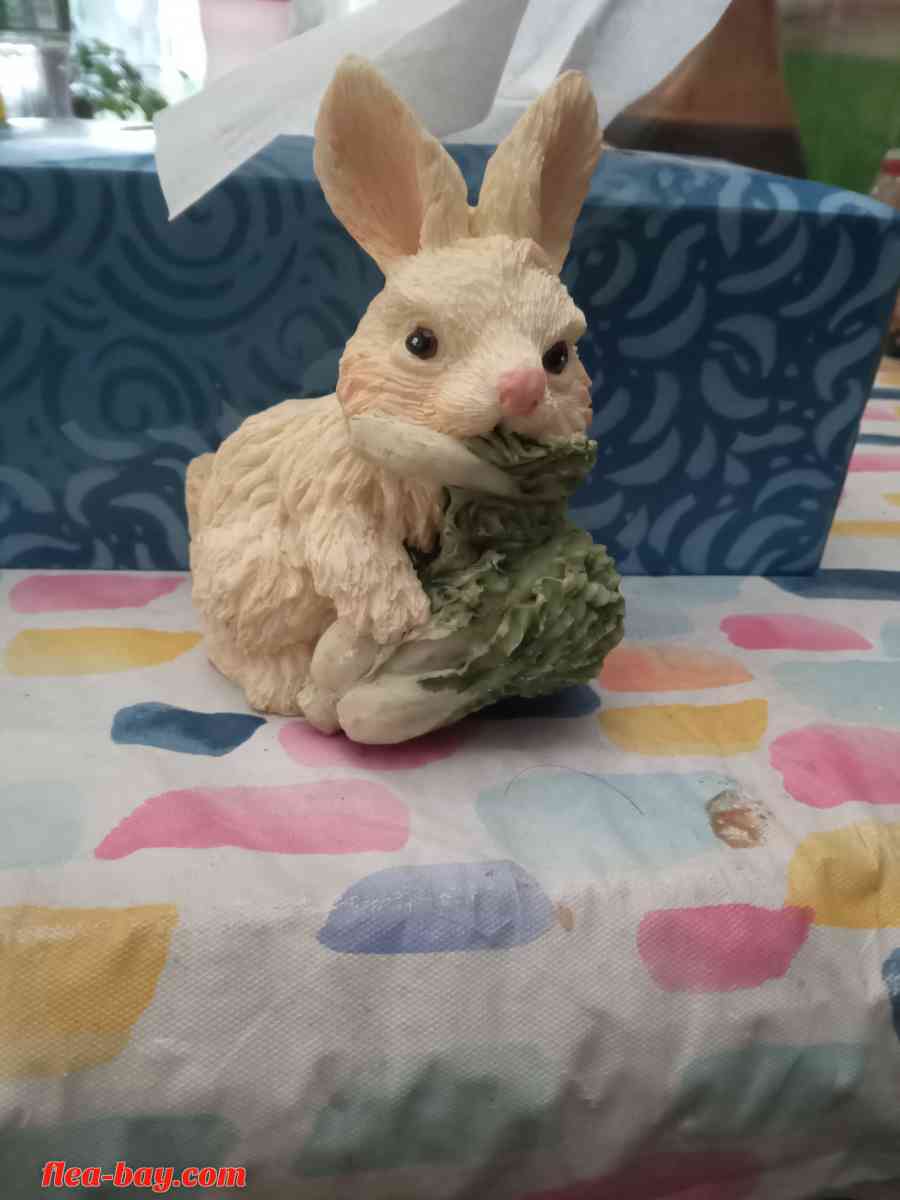 Nik Nak (Ceramic Handpainted Bunny)