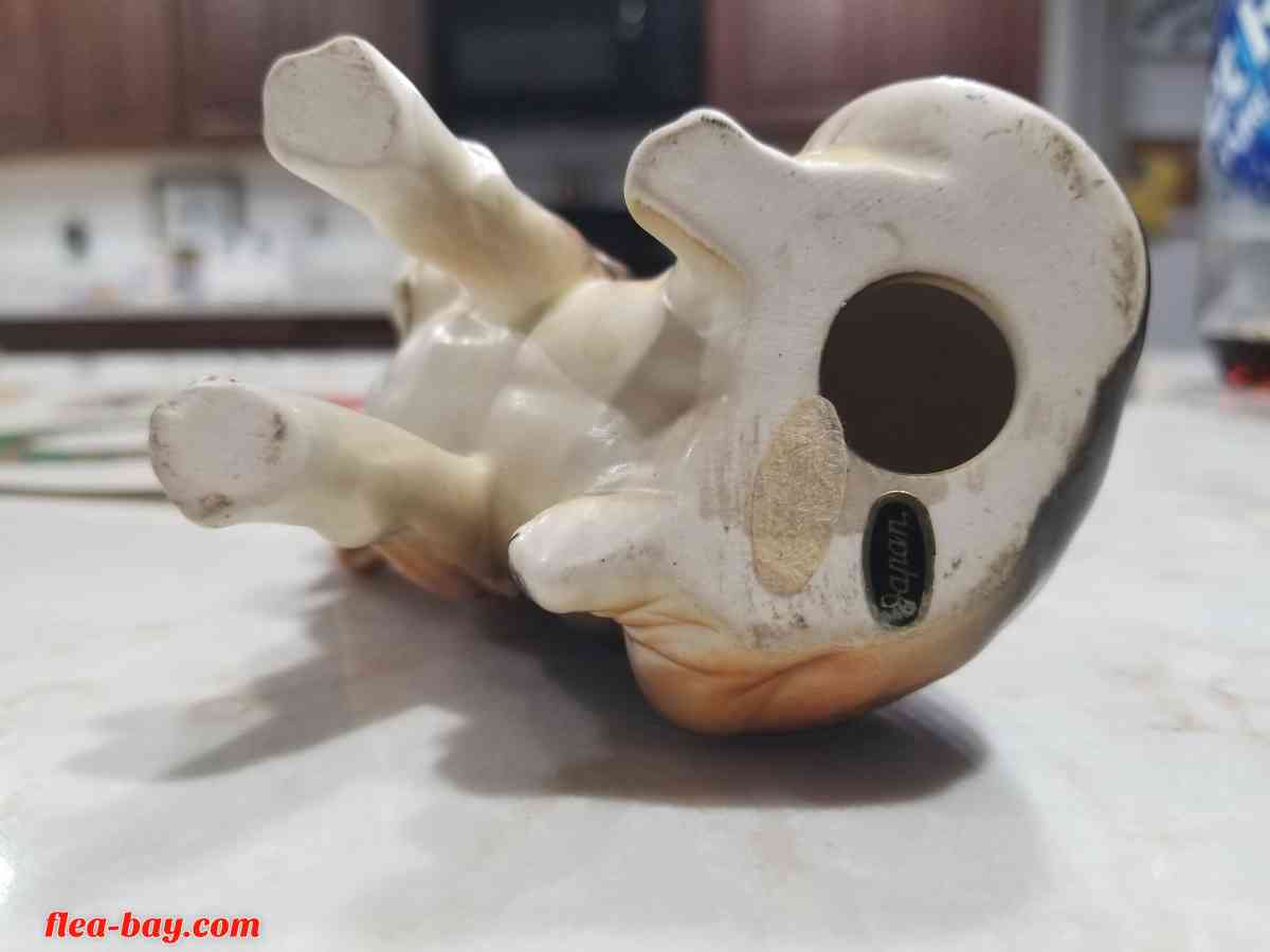 Vintage Dog Beagle Figure 4" Tall Made in Japan Free Shippin