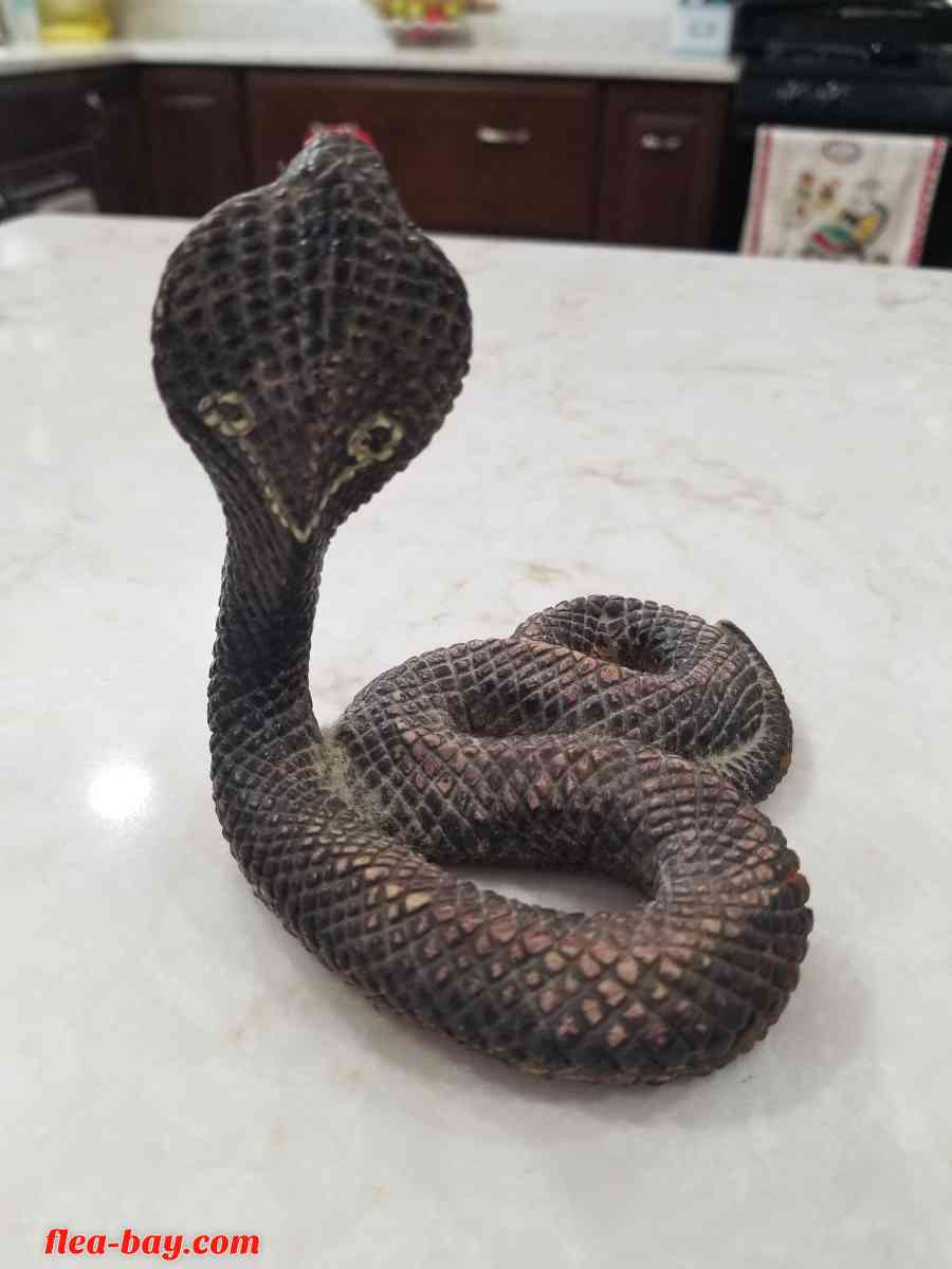 Vintage Cobra Figure Hard Rubber Plastic Toy Snakes