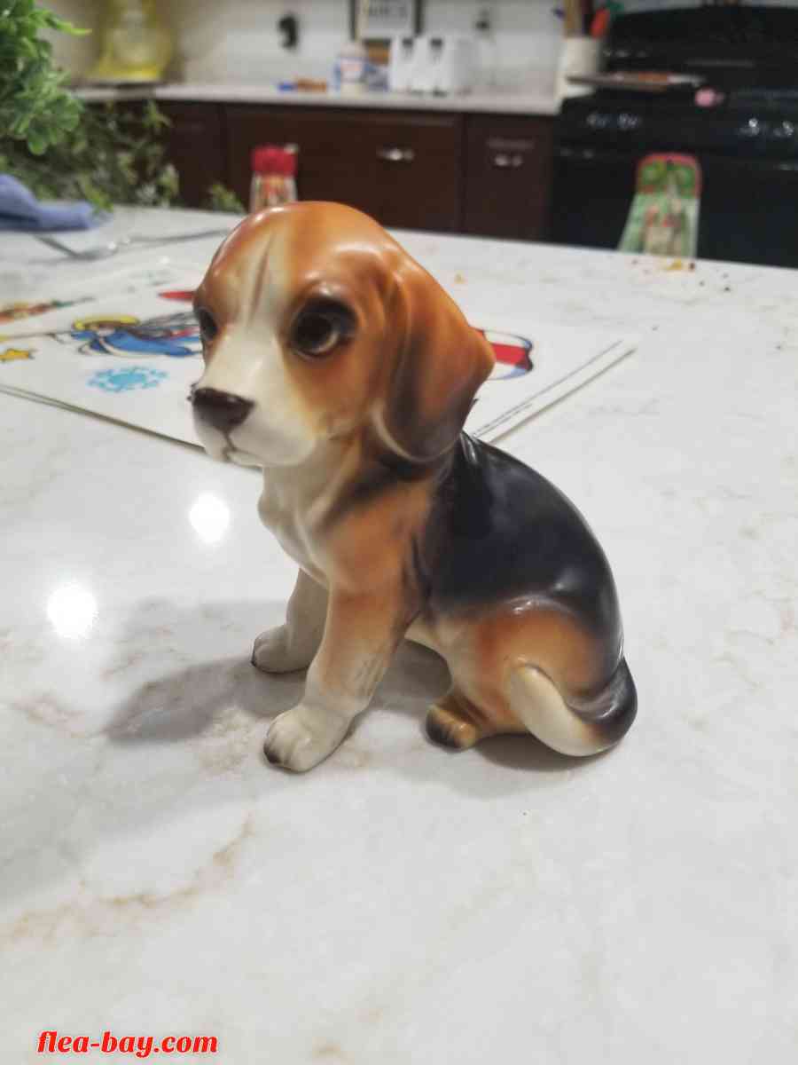 Vintage Dog Beagle Figure 4" Tall Made in Japan Free Shippin