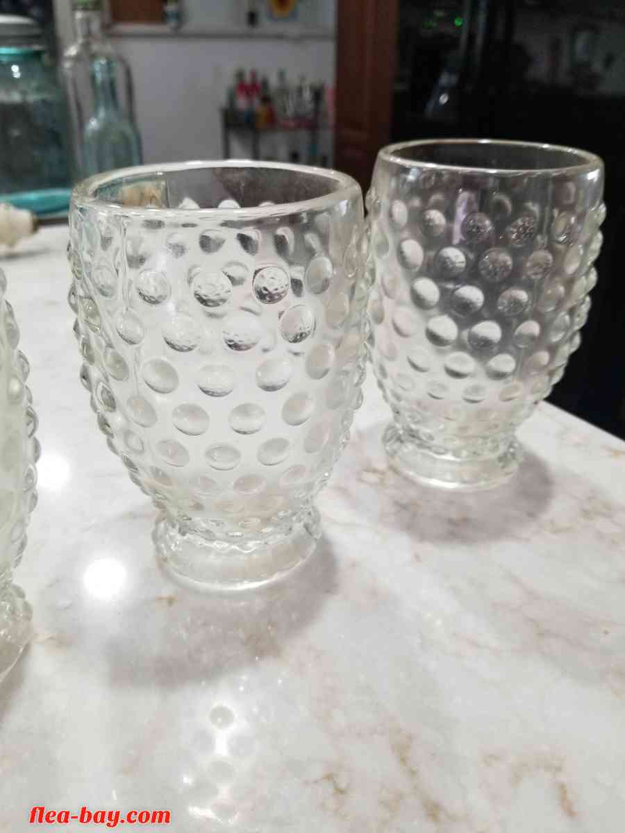 Vintage Tiara Indian Glass Pitcher and 3 Glasses Local Only