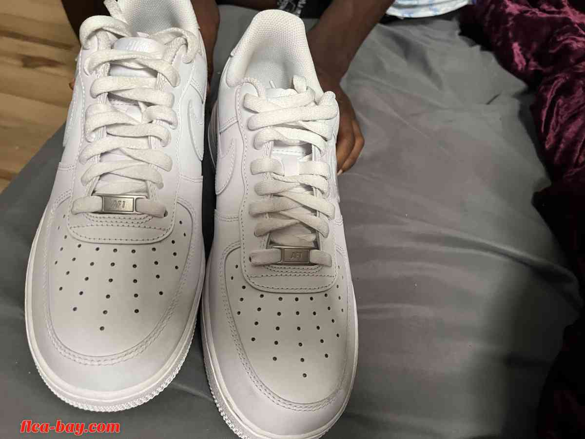 Name brand shoes and handbag