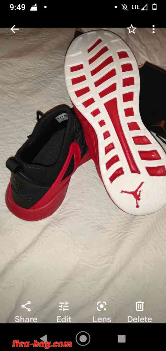 men's 11.5 Jordan formula 23