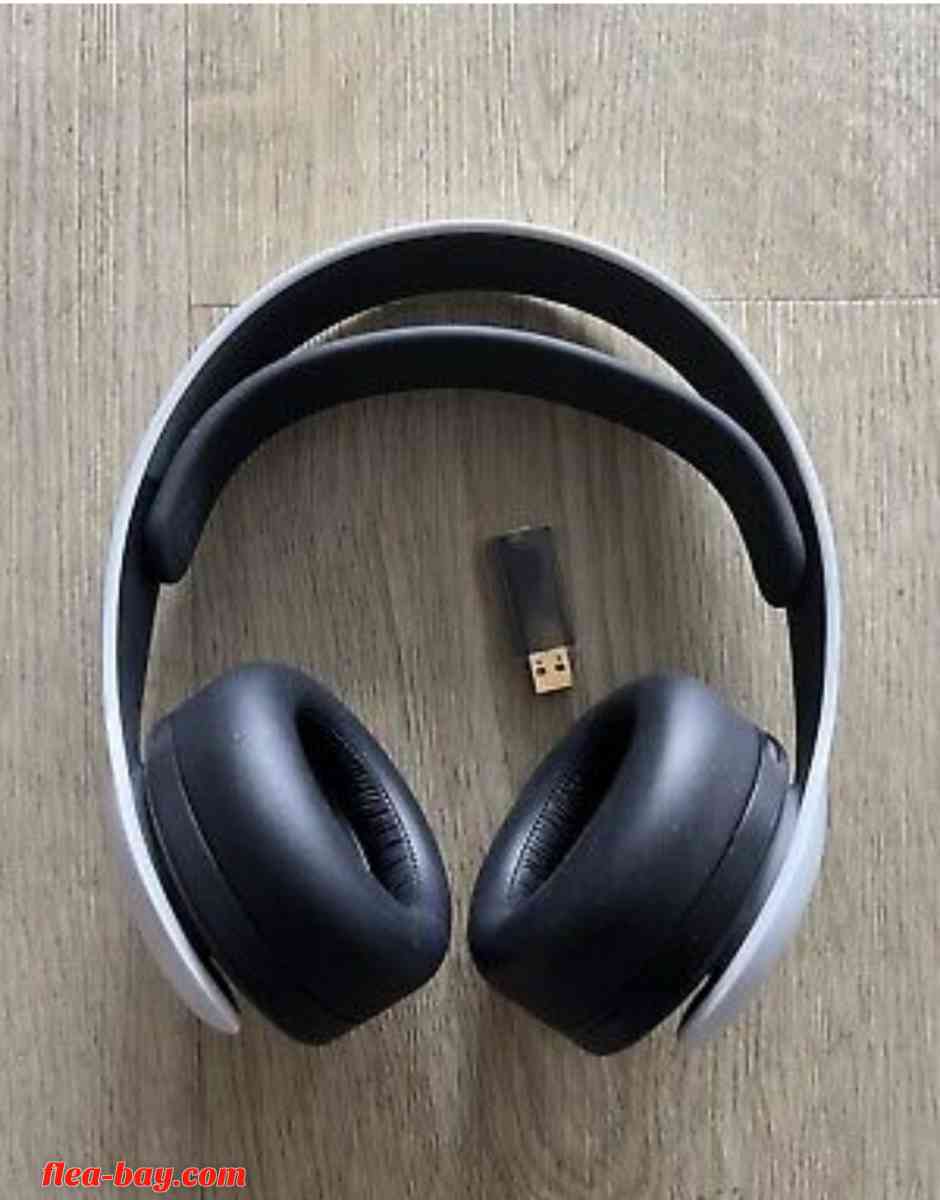 Sony PS5 Blu-Ray Edition Console - White - Great Condition