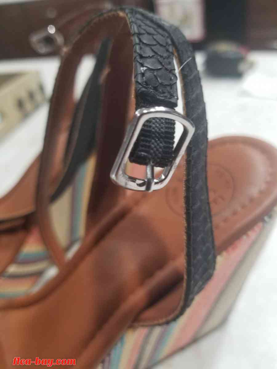 Women's Dolce Mojo Moxy size 8 Open Toe Wedges Footwear Shoe