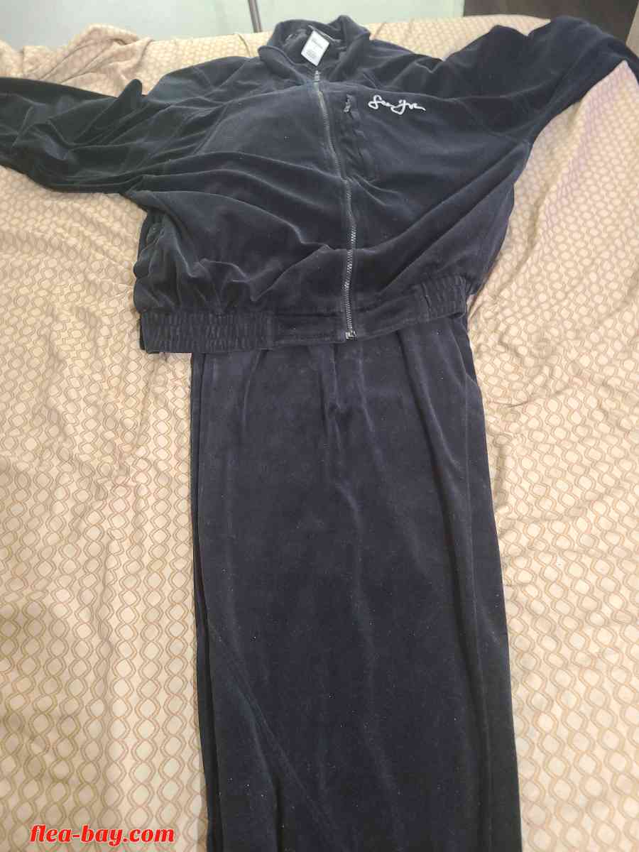 Old school Sean John MENS TRACK SUIT BLACK