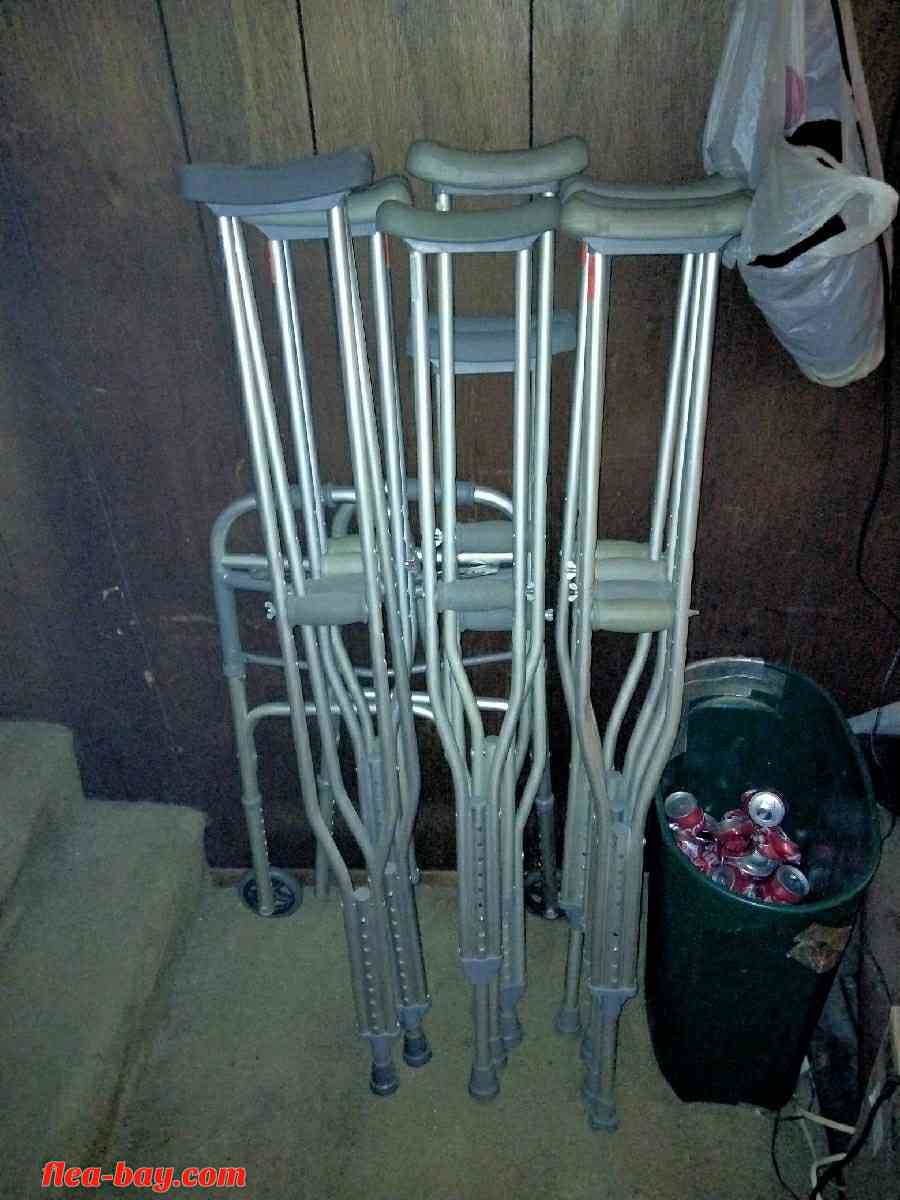 EXCELLENT BRAND NEW 6 PAIRS OF CRUTCHES FOR SALE