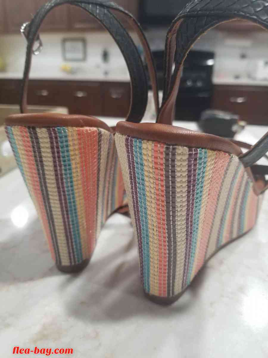 Women's Dolce Mojo Moxy size 8 Open Toe Wedges Footwear Shoe