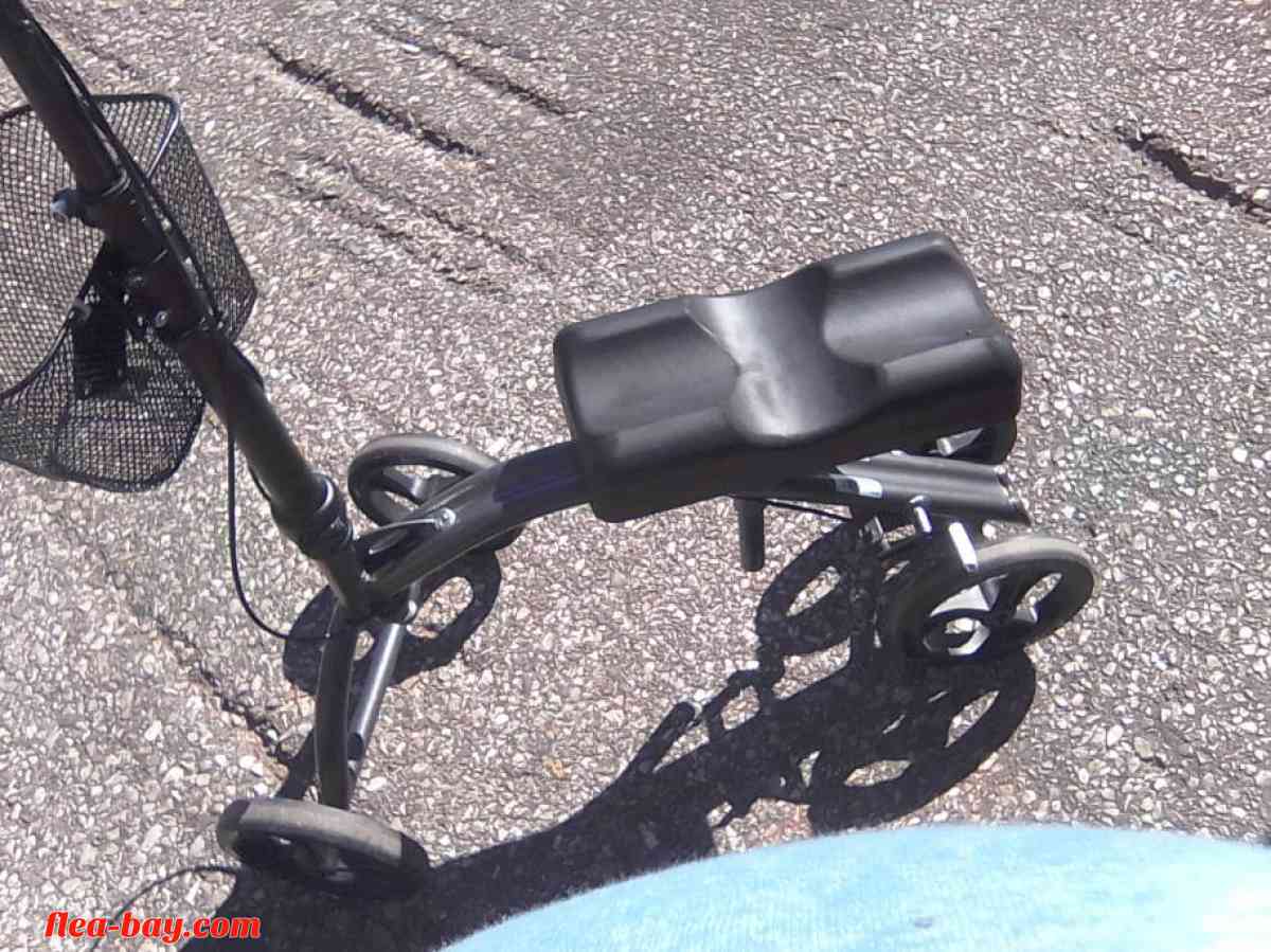 knee scooter