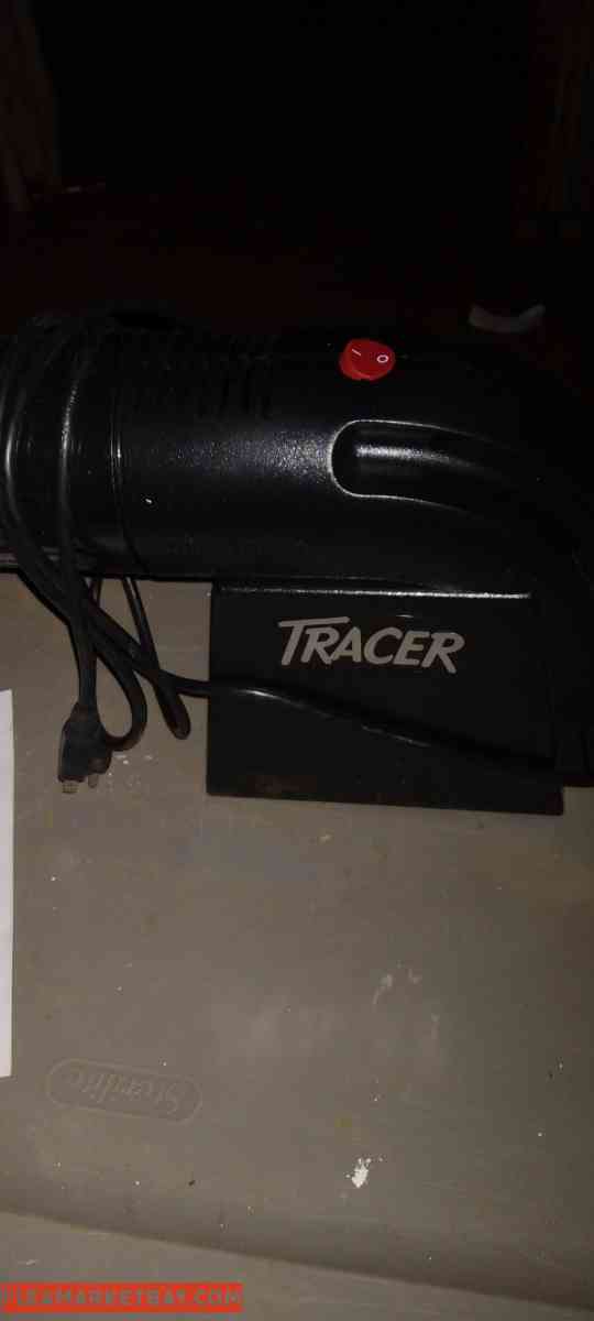 it's a projector for youngsters!!!