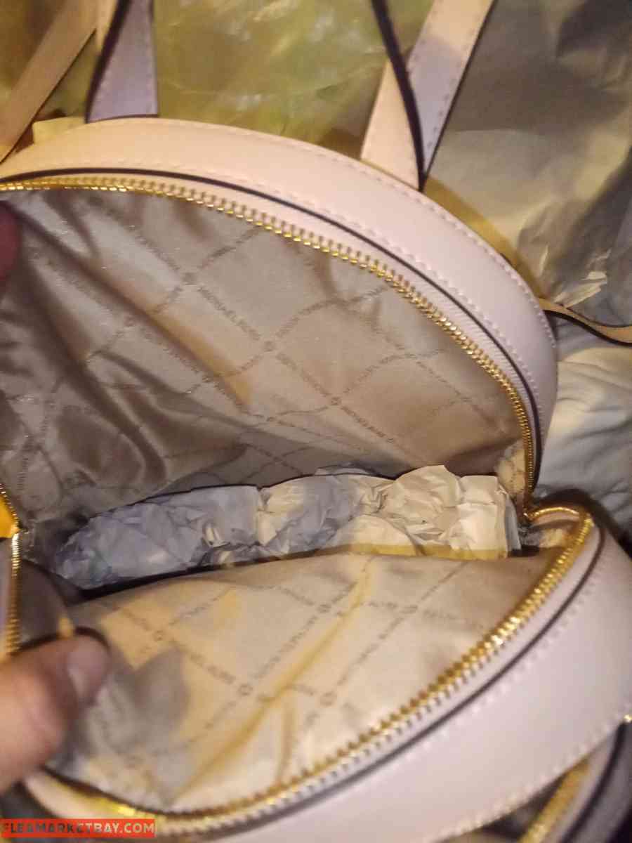 Michael kors backpack pink