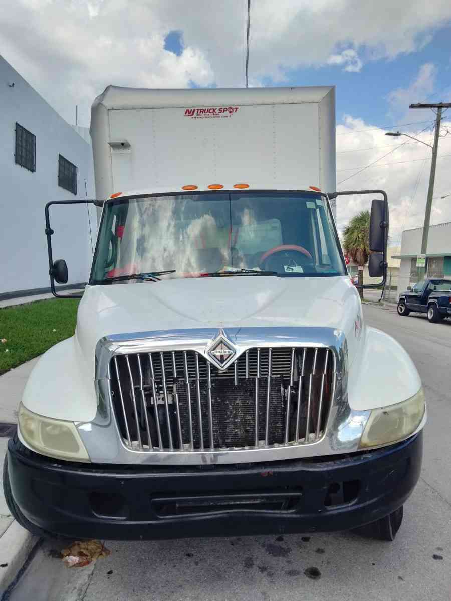 mudanzas delivery...(305)725-8408