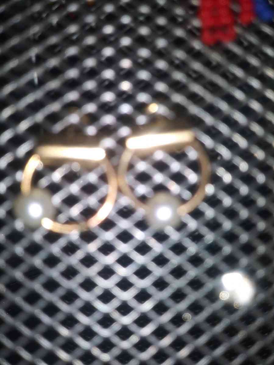 Assortment of Fashion Earrings