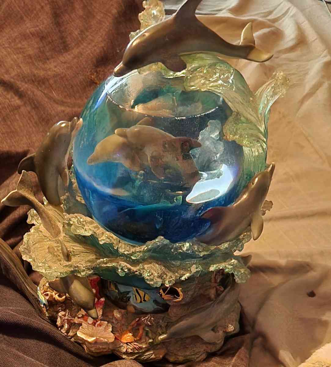 larger blue dolphin globe vintage