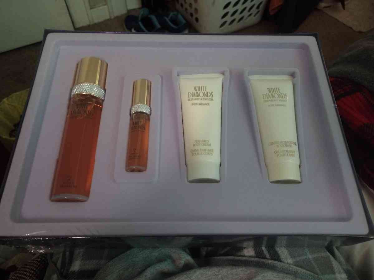 White Diamonds set