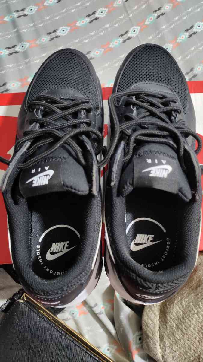 women's Nike air max excee