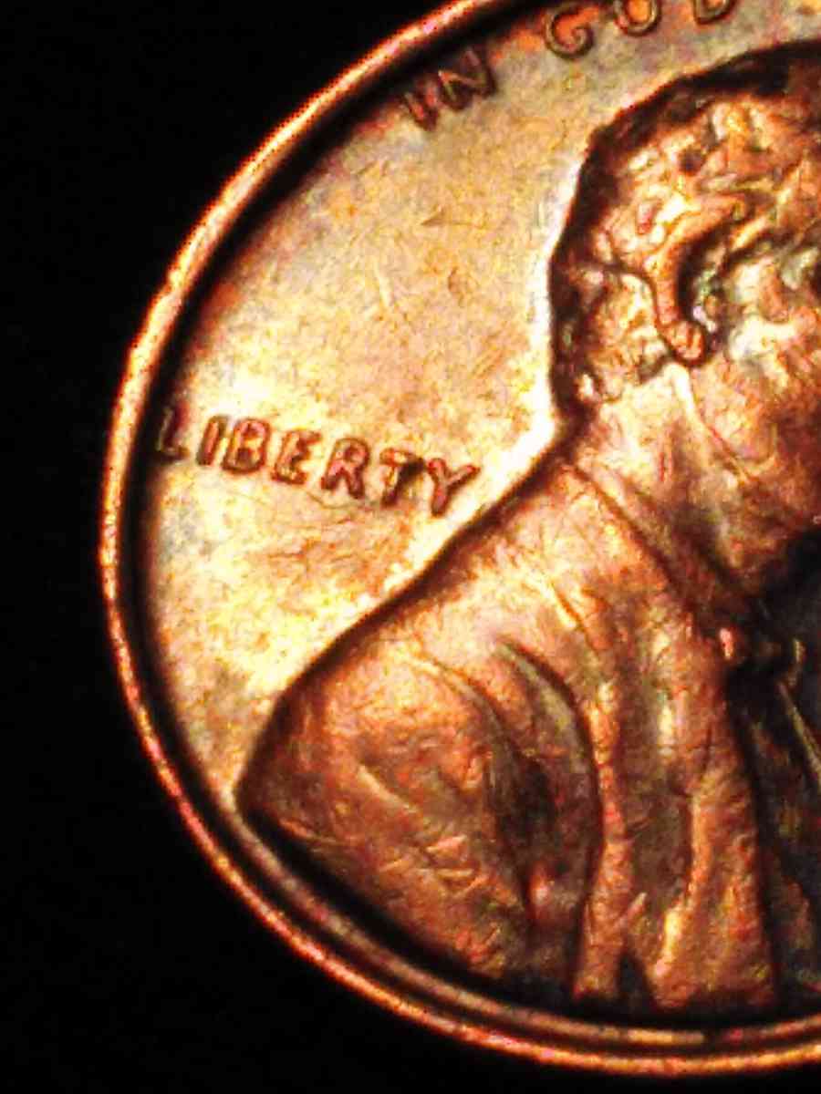 1972 S PENNY W/Rainbow tone and slight doubling.