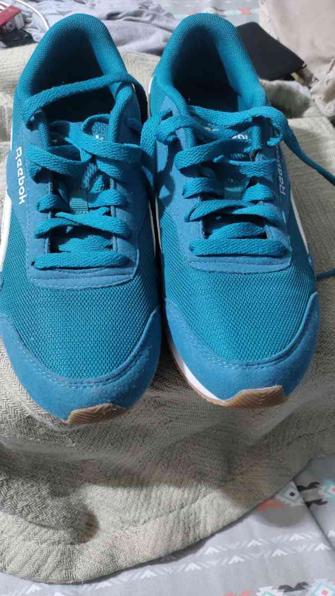 women's Reebok running shoes