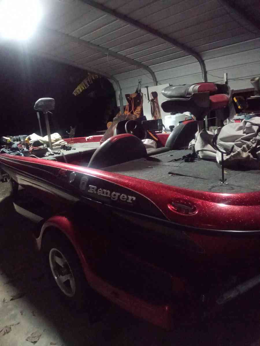 ranger bass boat on ranger trailer 2000