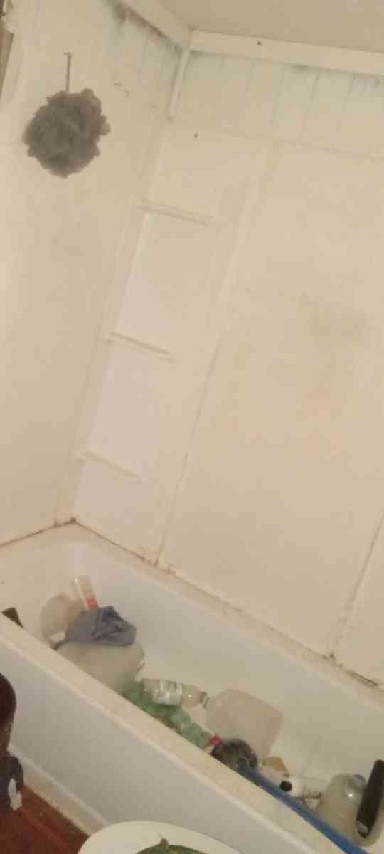 2 bedroom trailer with axles