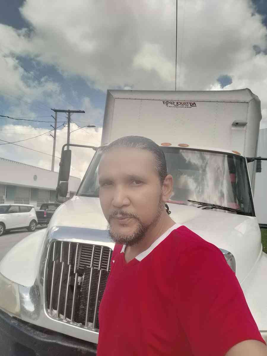 mudanzas delivery...(305)725-8408