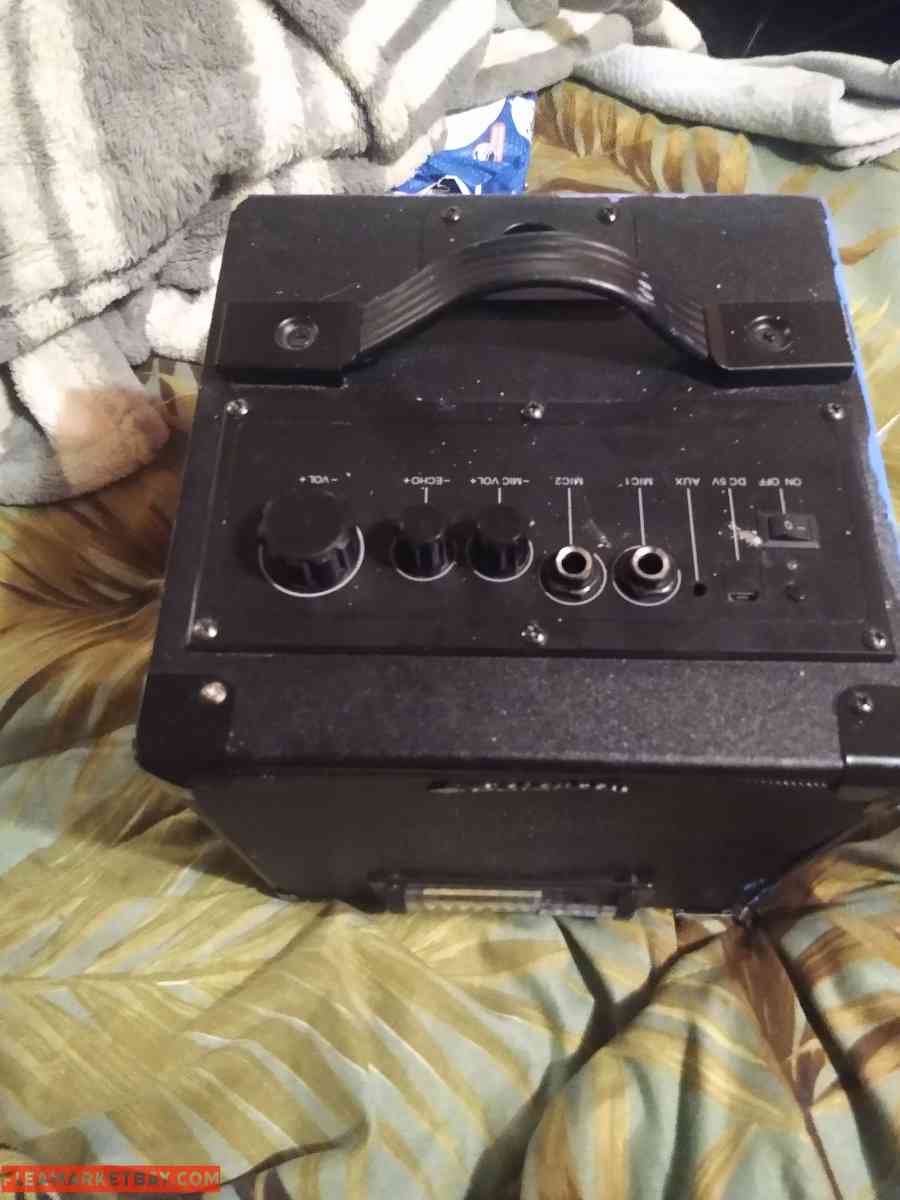 polaroid Bluetooth karaoke box