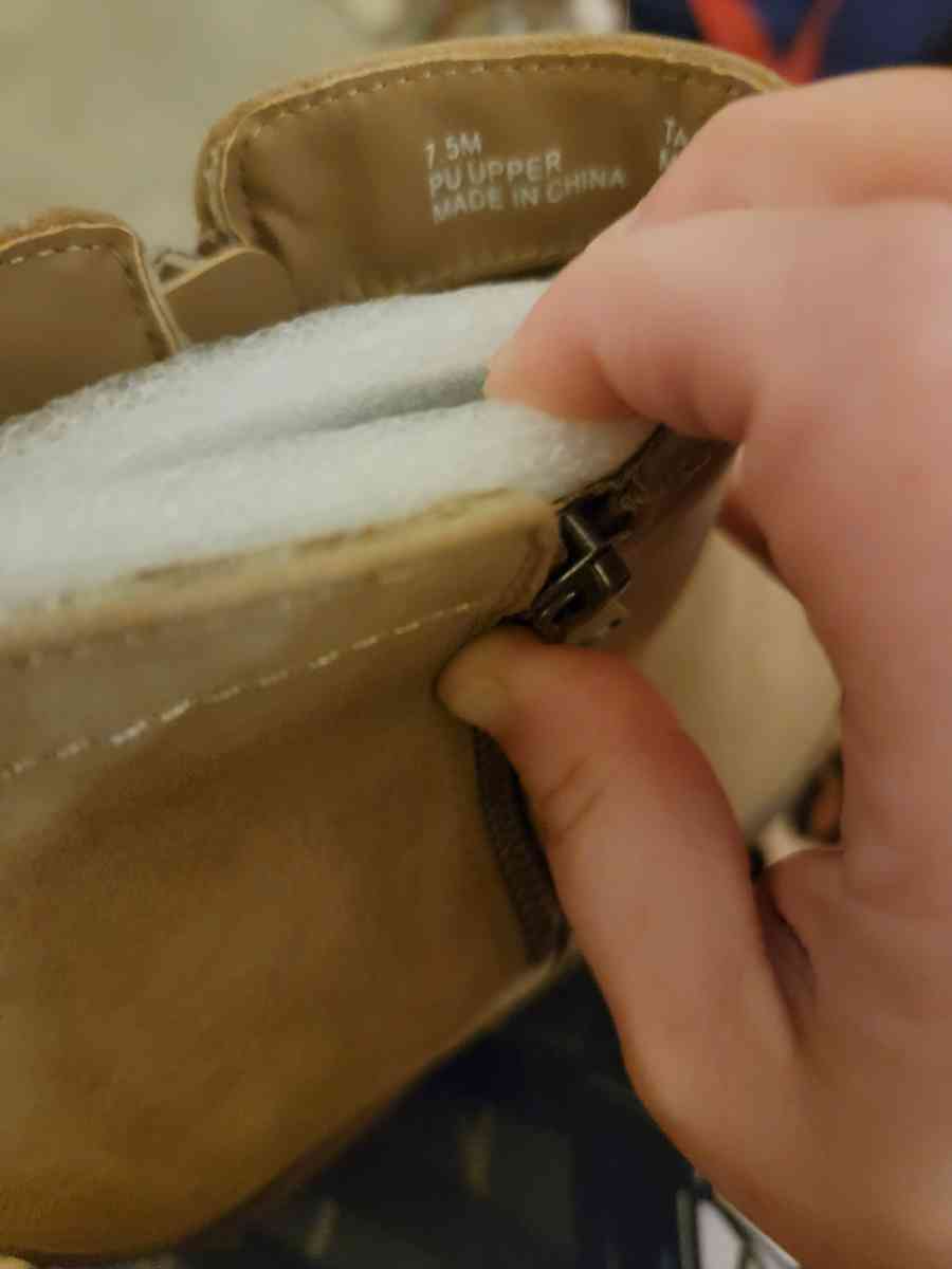 brand new size 7.5 ankle boots