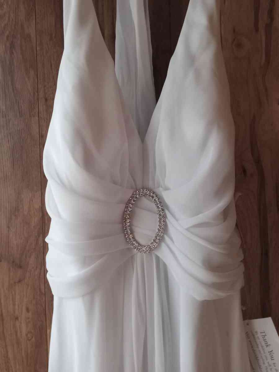 Davids Bridal wedding dress