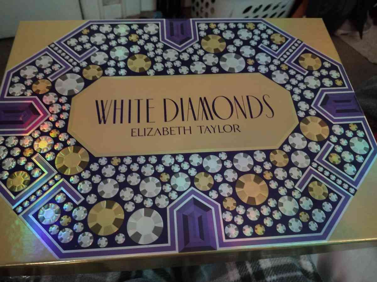 White Diamonds set