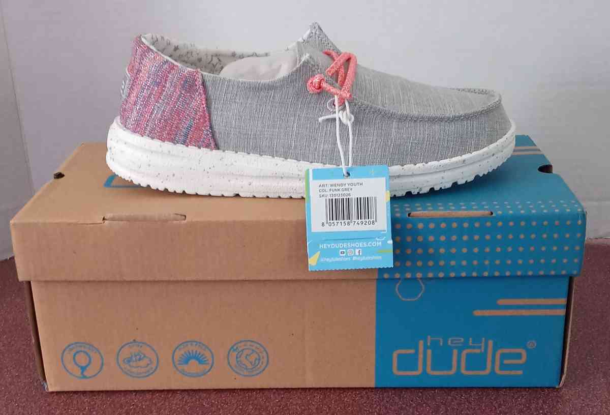 girls hey dudes size 3y 4l