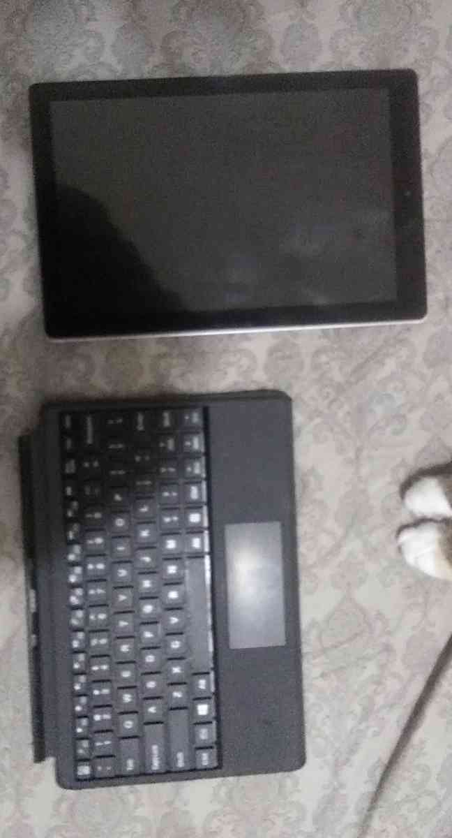 RCA LABTOP AND TABLET COMBO