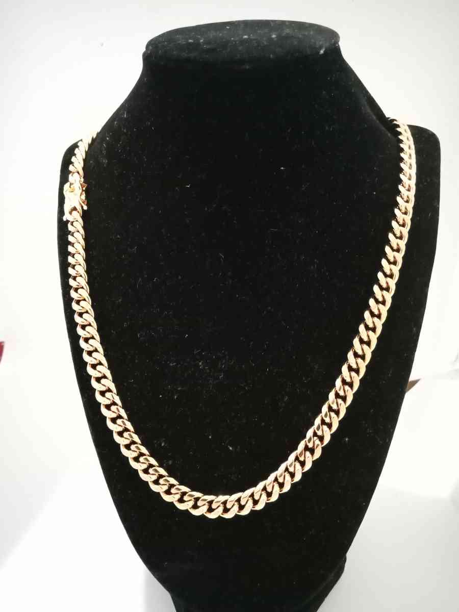 Mii Cuban 10k Solid Gold