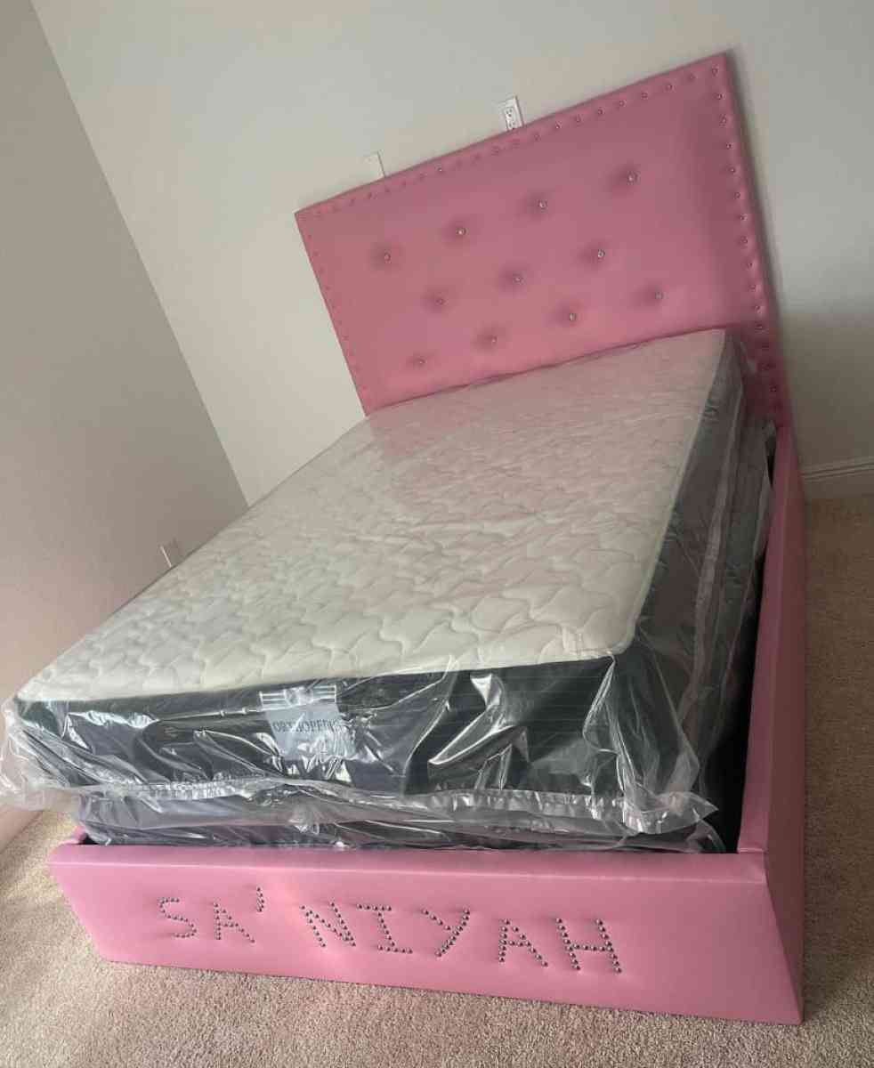Beds made to order I OFFER FINANCING ASK FOR PRICE