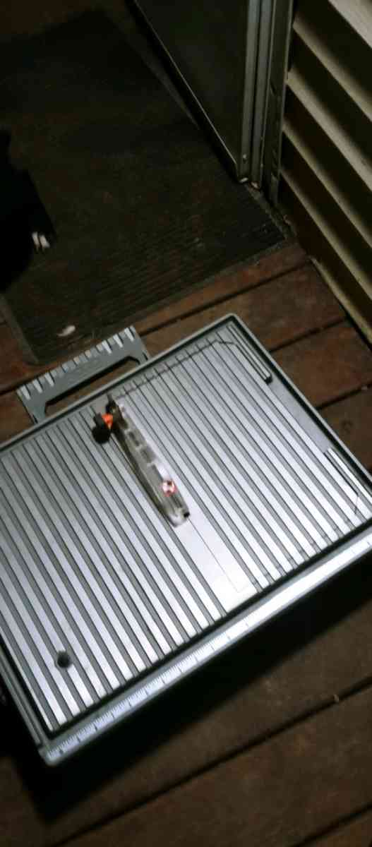tile saw