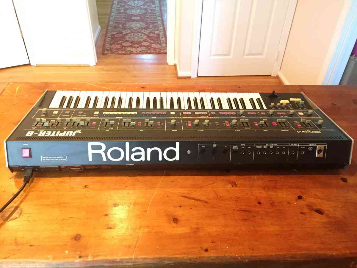 Roland Jupiter 6