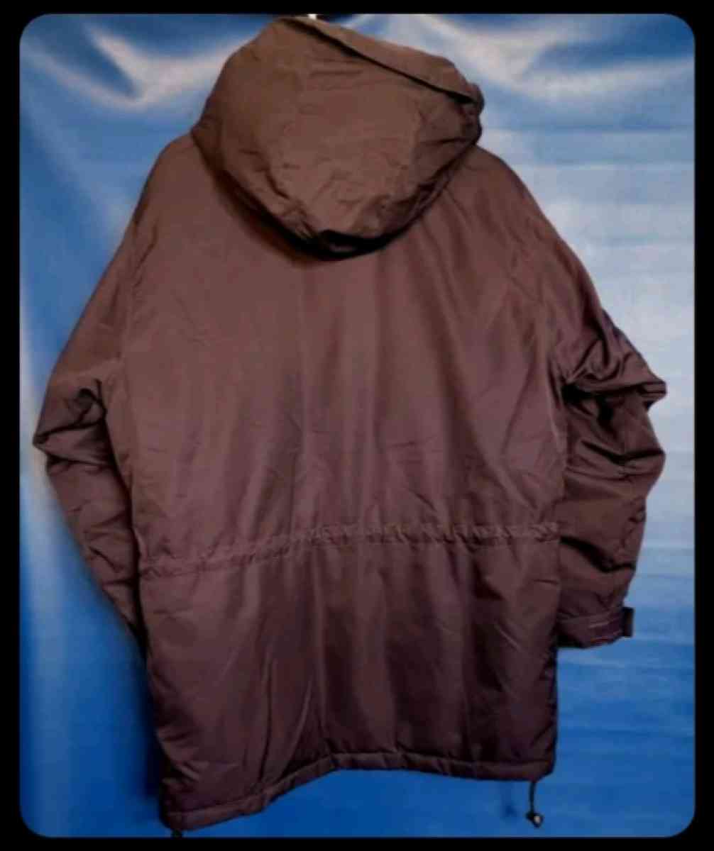 Eddie Bauer plum colored womens SZ Med Goose Down