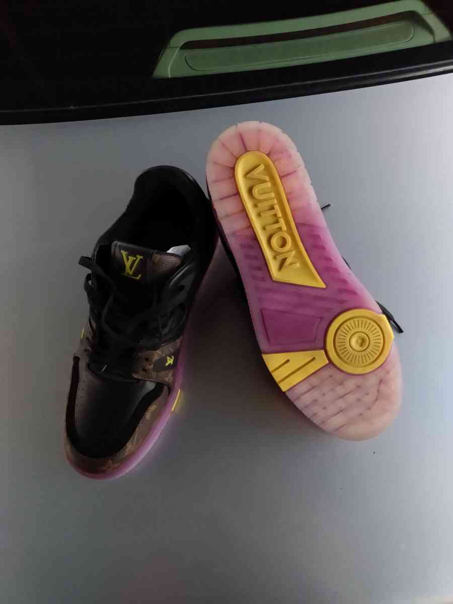Like New Louis Vuitton Monogram Training Shoes