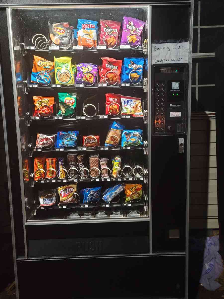AP 113 Snack Vending Machine