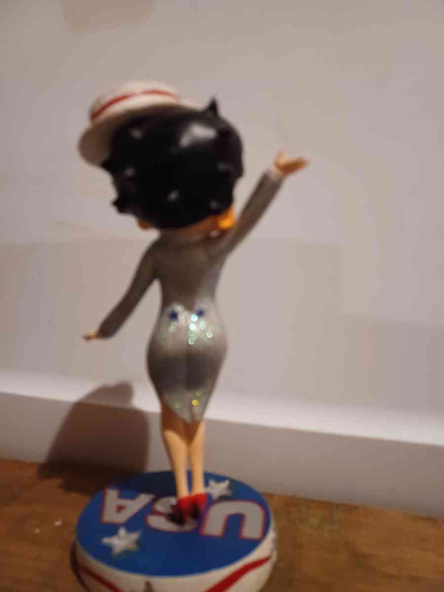 star spangled patriotic betty b  collectable figure Retired