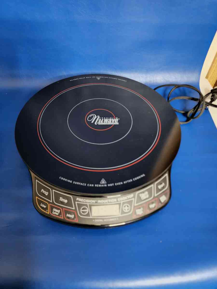 Precision New Wave Induction Cooktop With cookwear