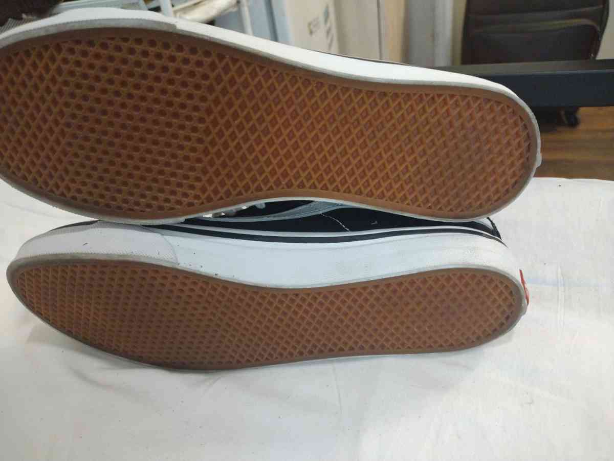 off The Wall Unisex Vans