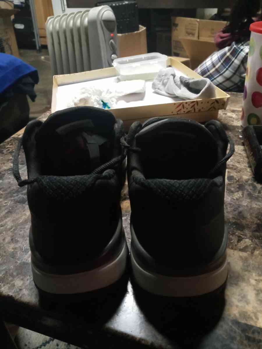 Mens Blk Nike Revolution