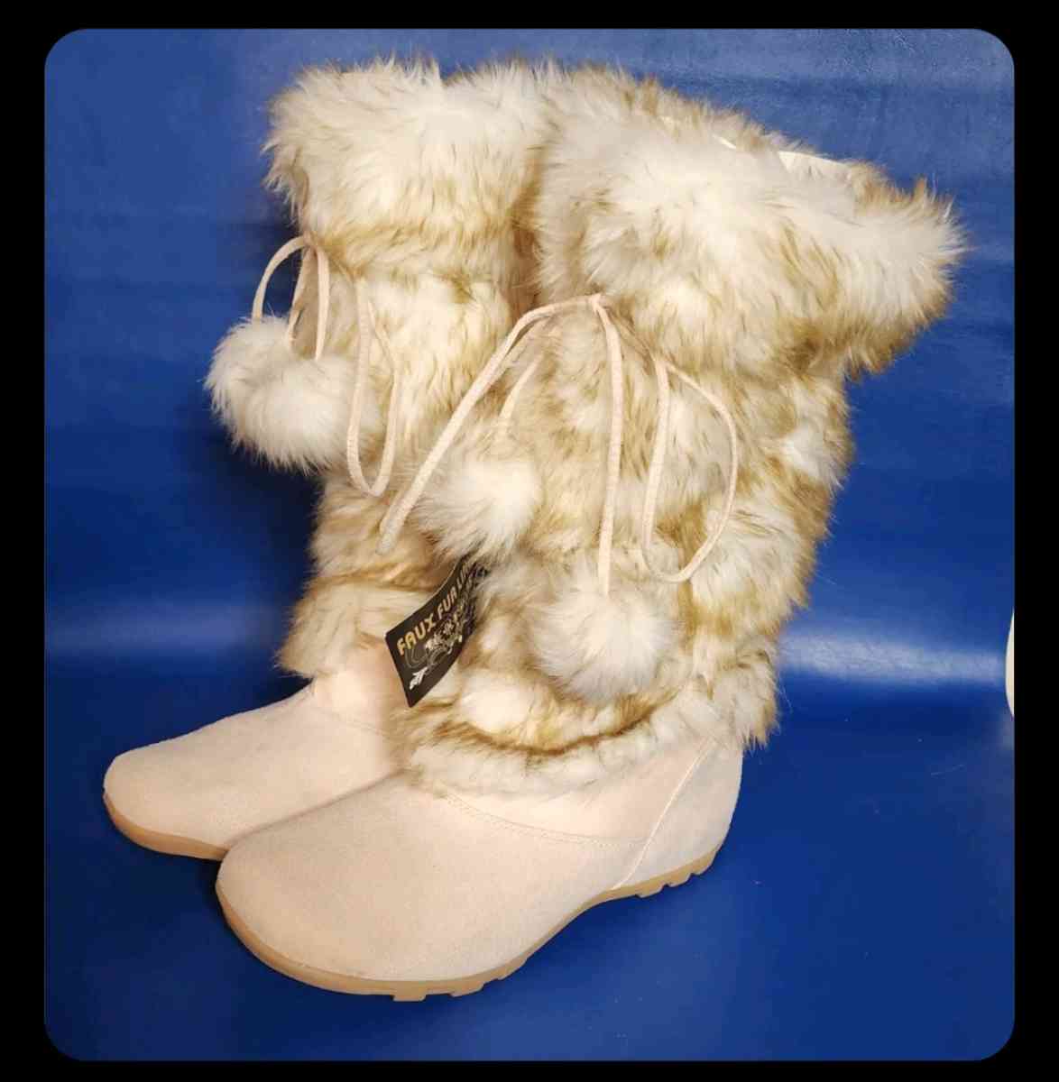 Tan ladies SZ 10 knee high fuzzy boots Faux leather