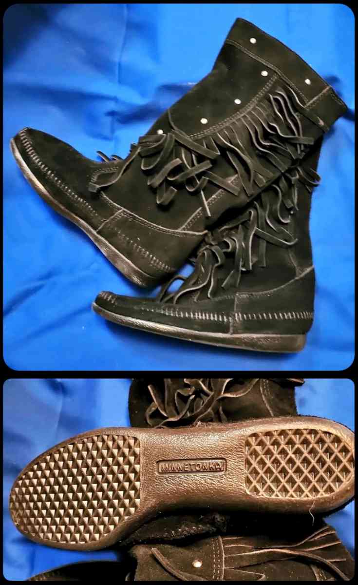 Suede Knee High Moccasin Boots size 6