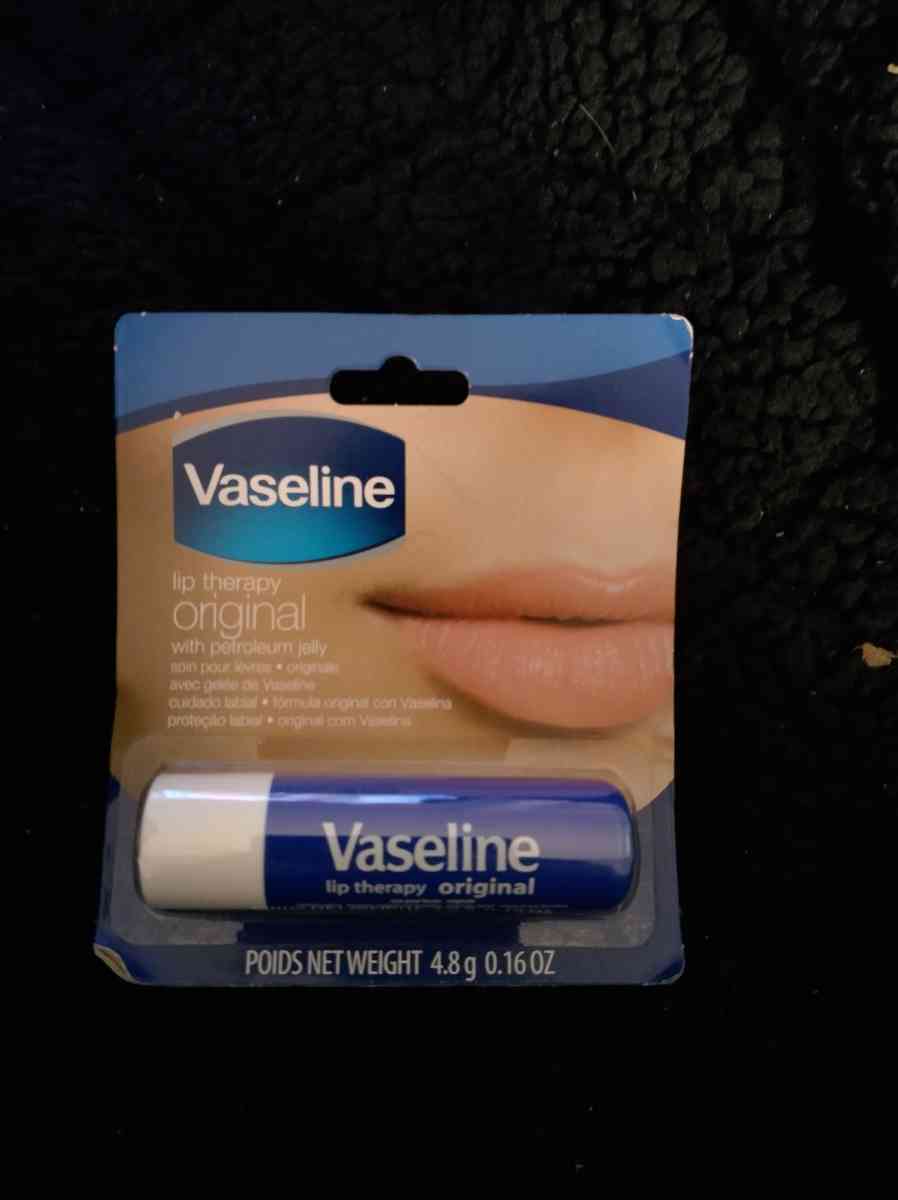 lip therapy Vaseline brand new in package