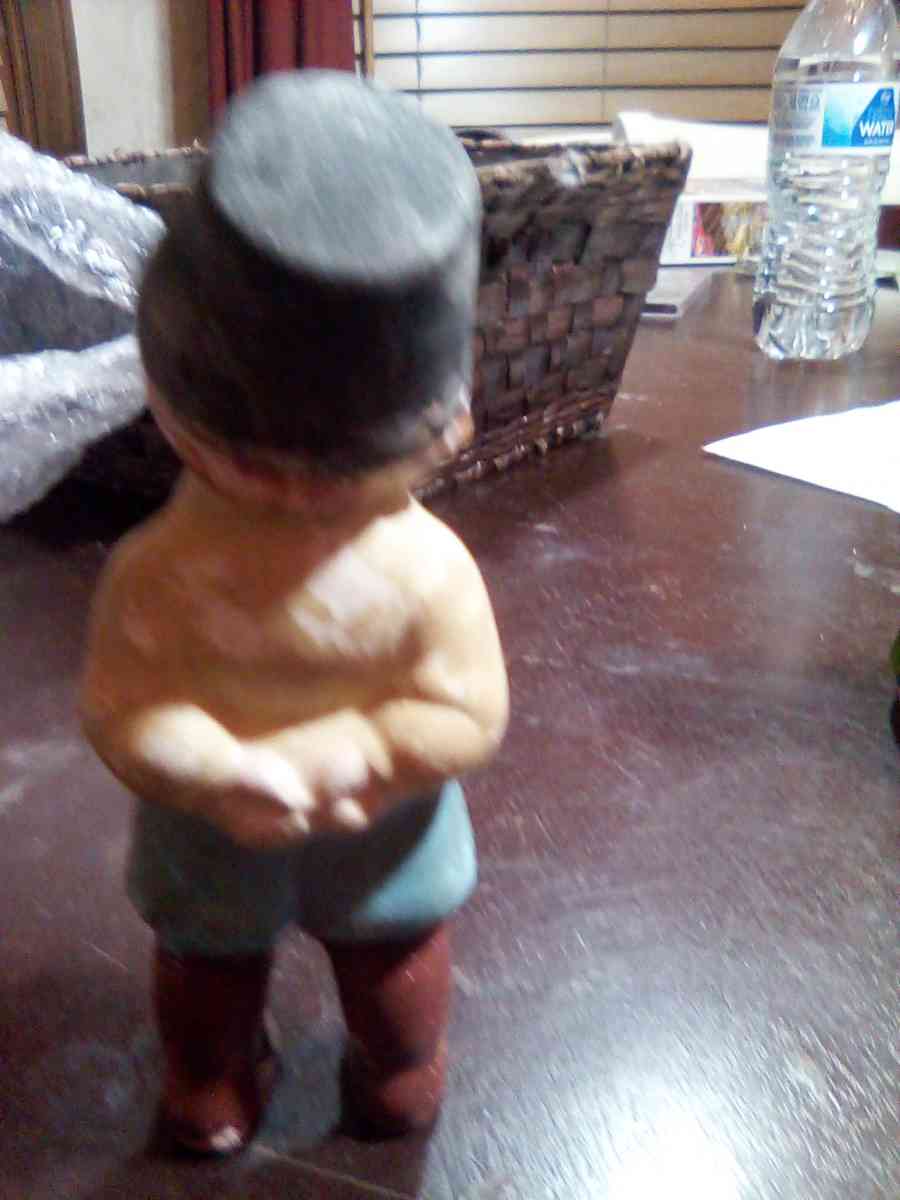 A dutch boy pilgrim hat