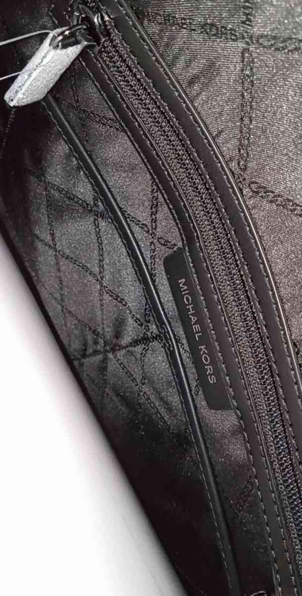 Michael kors LG EW Grab Tote brand new